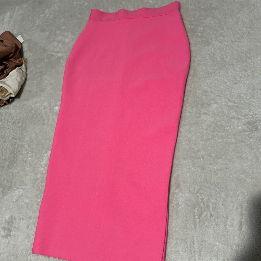 Shop Kultivate Boutique Pink Pencil Skirt – Size Small